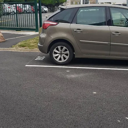 Apartamento Face Au Port De Plaisance Avec Parking *