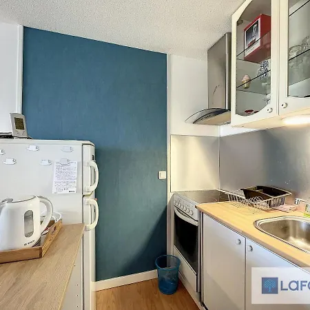 Apartment Face Au Port De Plaisance Avec Parking - Fr-1-746-7 *